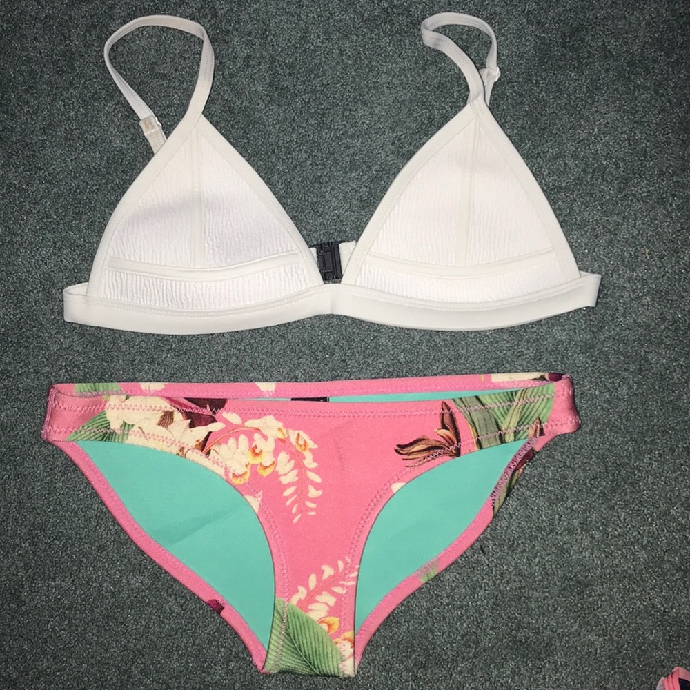 TRIANGL bathing suit